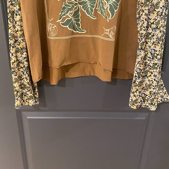 Earthbound Trading Company Floral Sleeve Shirt Size L - Picture 4 of 6